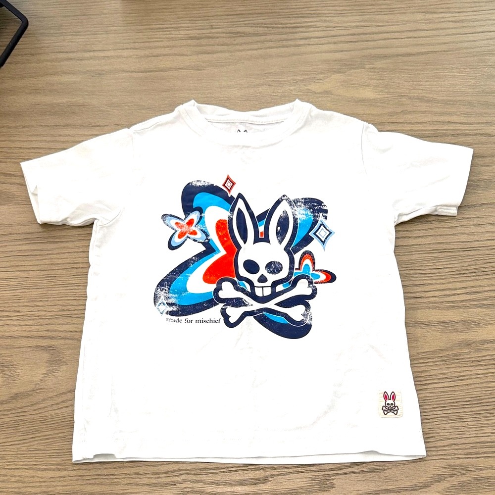 Kids (sz XS 5/6) Psycho Bunny Made for Mischief graphic Tshirt